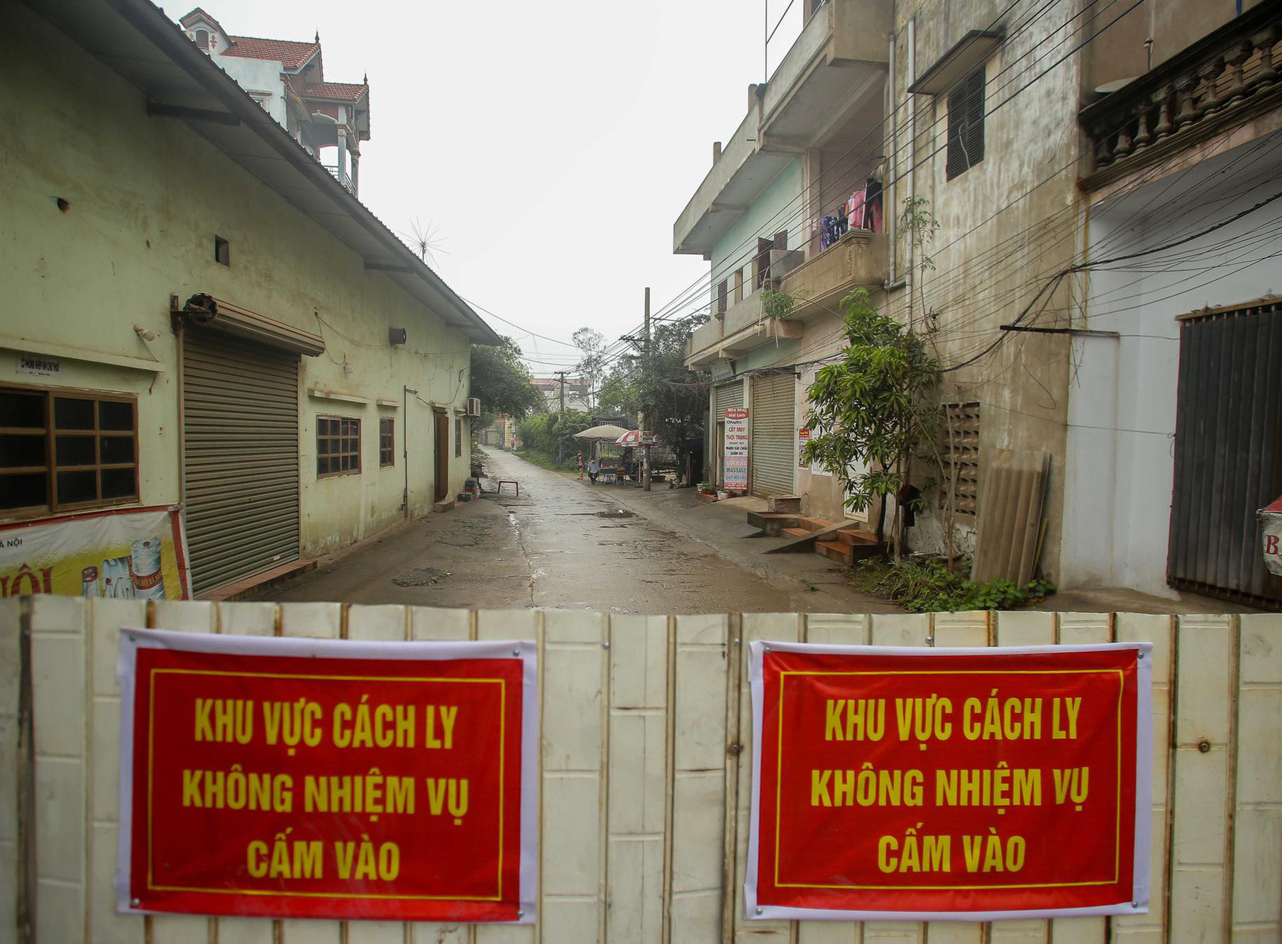 Tức tốc truy vết 2 bệnh nhân mắc Covid-19 được phép rời khỏi khu cách ly