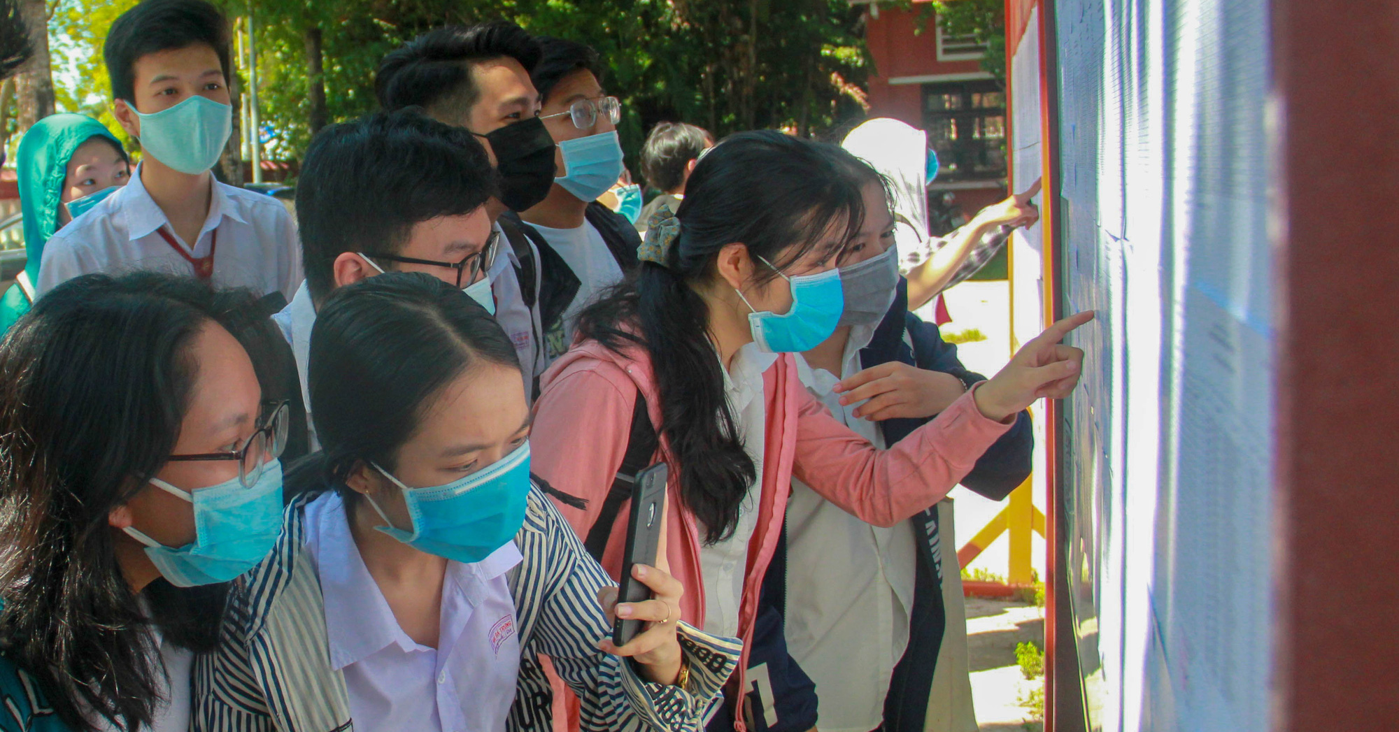 Thí sinh điều chỉnh nguyện vọng xét tuyển đại học, cao đẳng từ 199