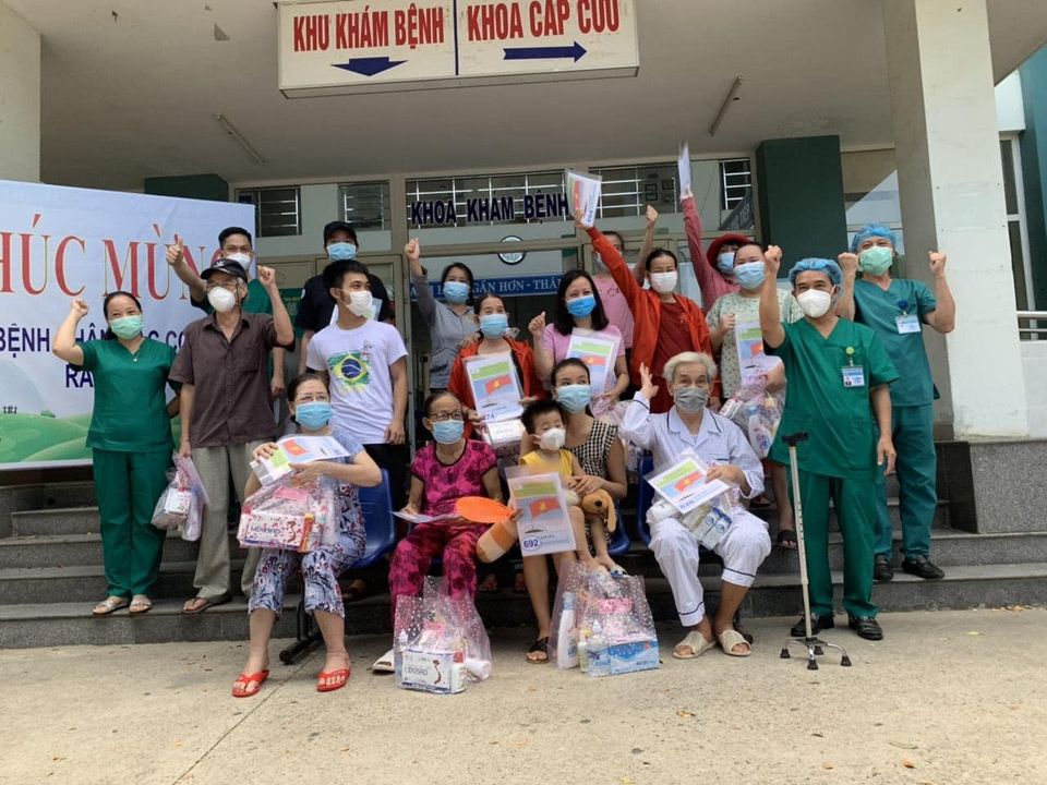 Thêm 17 bệnh nhân COVID-19 tại Đà Nẵng khỏi bệnh