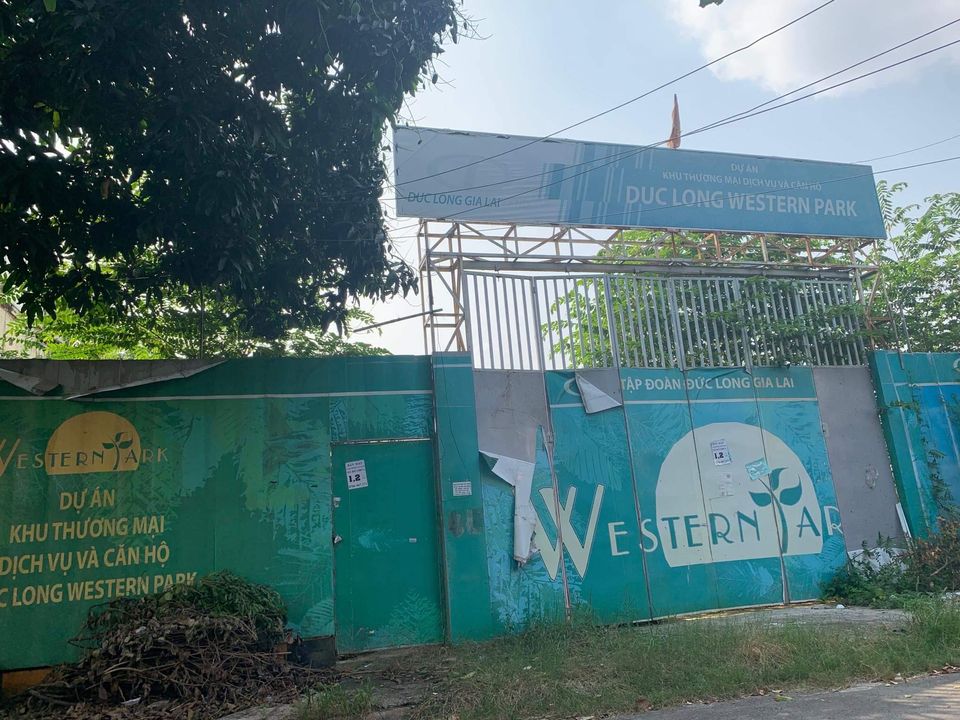 Không thực hiện đúng cam kết, khách hàng đồng loạt khởi kiện chủ đầu tư dự án Western Park