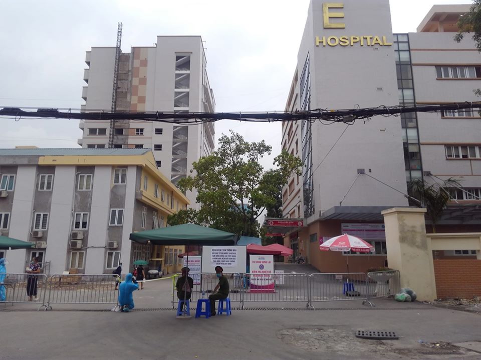 Bệnh nhân 994 điều trị tại Bệnh viện E xét nghiệm 2 lần âm tính với Covid-19