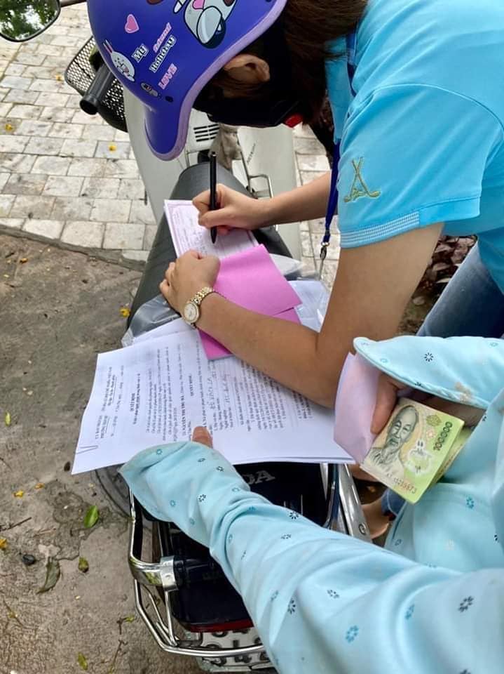 TP. Hải Dương Xử phạt 13 trường hợp không khai báo y tế sau khi liên hoan ở nhà hàng Thế giới bò tươi.