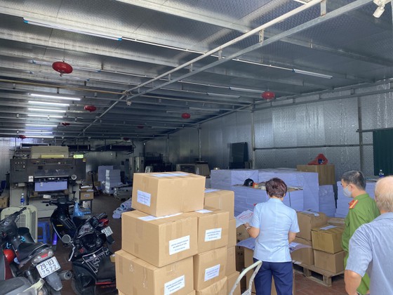 Hà Nội Phát hiện hàng nghìn cuốn sách giả