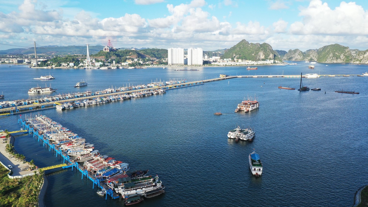 Sóng hạ tầng, quy hoạch chưa dứt, BĐS Hạ Long phát triển thế nào trong tương lai