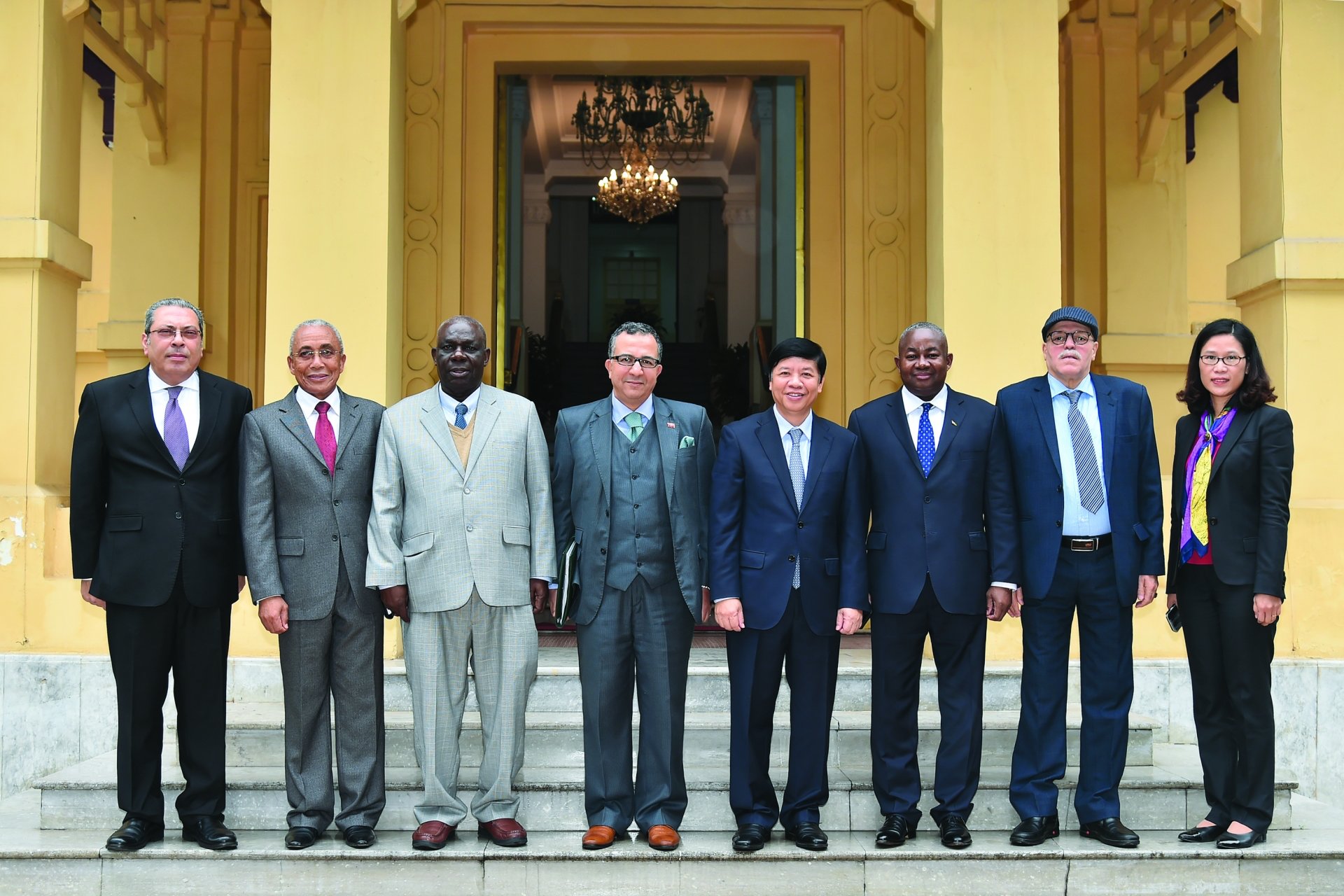 Hội thảo trực tuyến “Xúc tiến thương mại sang thị trường Trung Đông - Châu Phi”