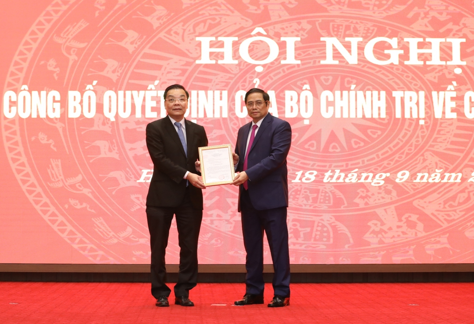 Bộ trưởng Chu Ngọc Anh làm phó bí thư Thành ủy Hà Nội