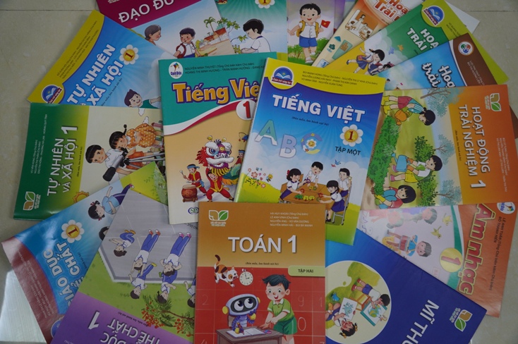 Từ năm học 2021-2022, việc lựa chọn sách giáo khoa sẽ do UBND cấp tỉnh thực hiện