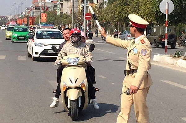 Hà Nội Xử lý nhiều trường hợp vi phạm luật an toàn giao thông dịp nghỉ lễ 29