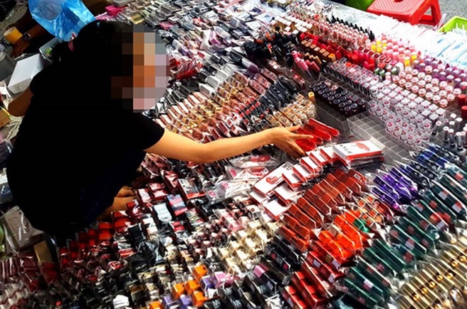 Từ 1510, bán mỹ phẩm giả có thể bị phạt đến 100 triệu đồng