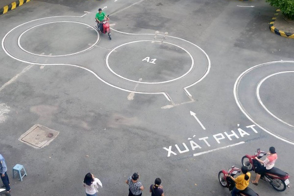 Chính phủ đồng ý để Bộ Công an thay Bộ GTVT soạn quy định sát hạch bằng lái xe