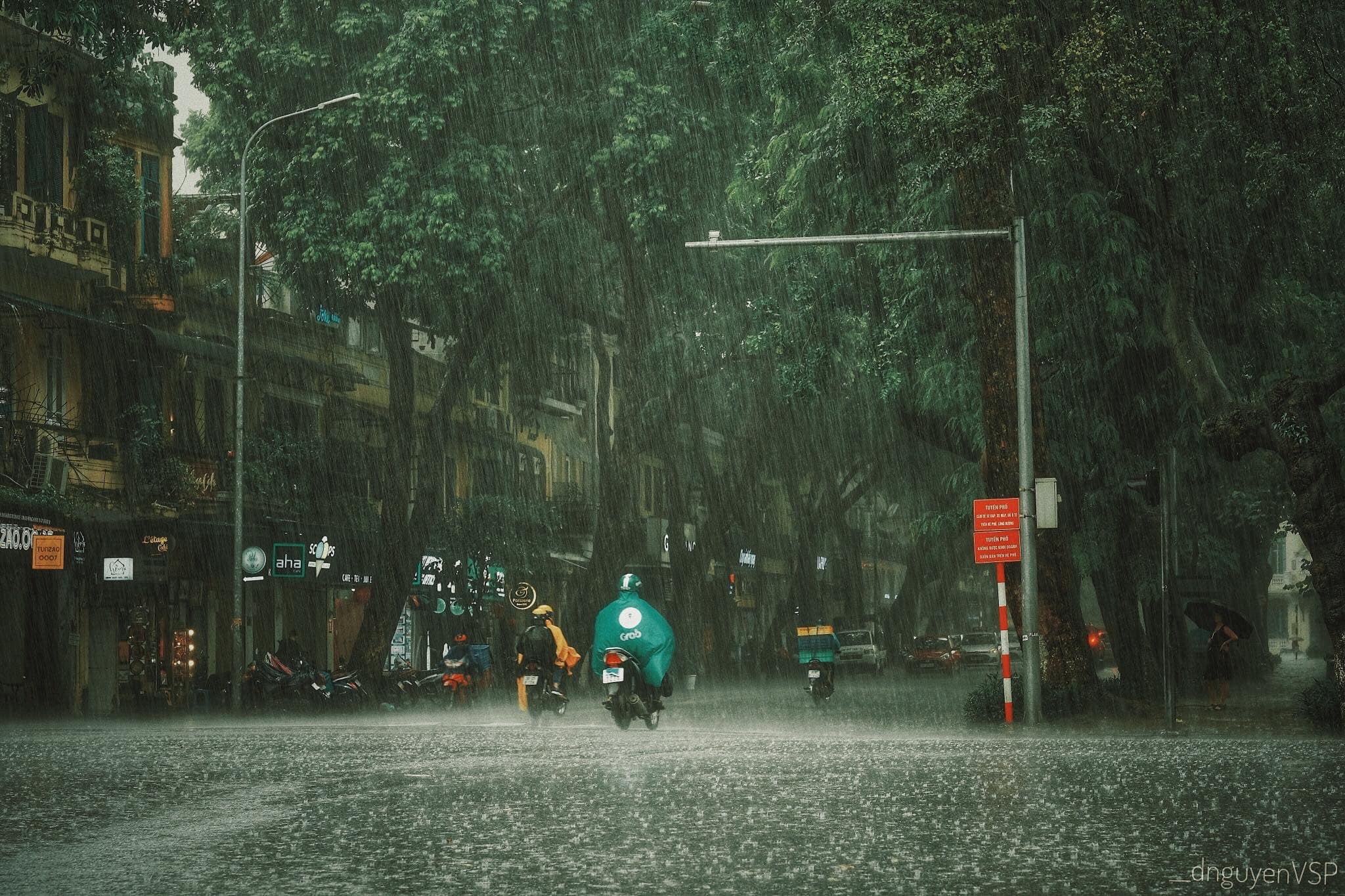 Dự báo thời tiết 89 Miền Bắc mát mẻ nhờ mưa chuyển mùa, miền Trung và miền Nam tiếp tục nắng nóng