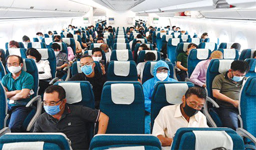 Bỏ giãn cách trên máy bay, xe khách, tàu hỏa đi từ Đà Nẵng