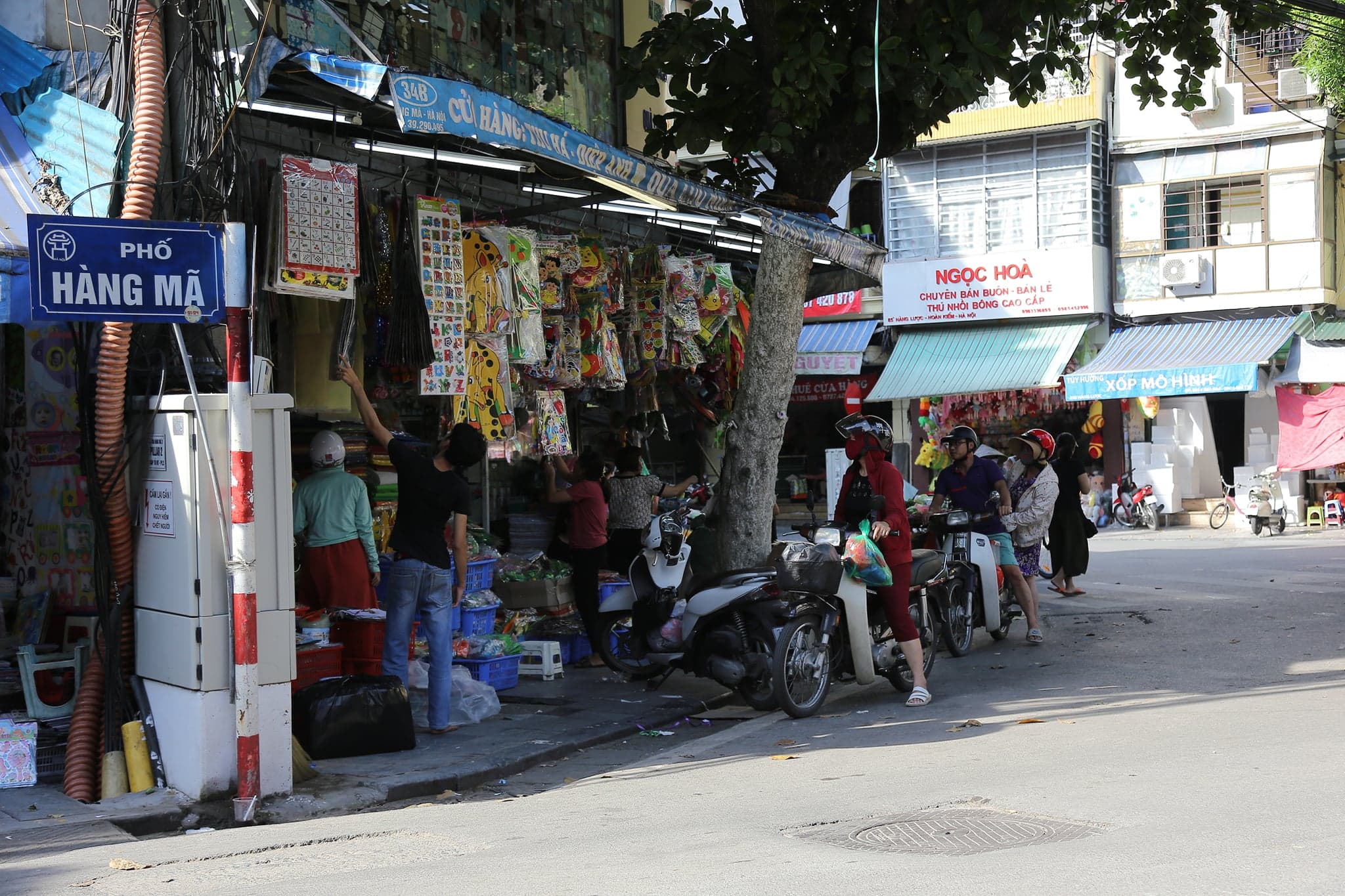 Hà Nội Cấm phương tiện tại một số tuyến phố phục vụ lễ hội Trung thu phố cổ