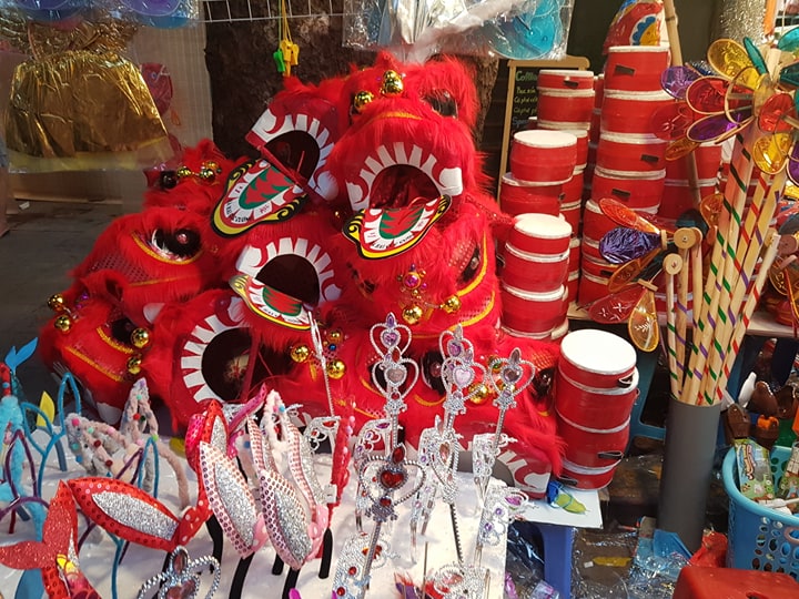 Đồ chơi trung thu truyền thống ngập tràn phố Hàng Mã