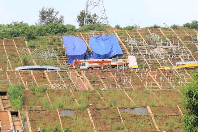 Tỉnh ủy Hòa Bình yêu cầu giãn tiến độ để kiểm tra vụ khẩu hiệu 11 chữ chi hơn 10 tỷ đồng