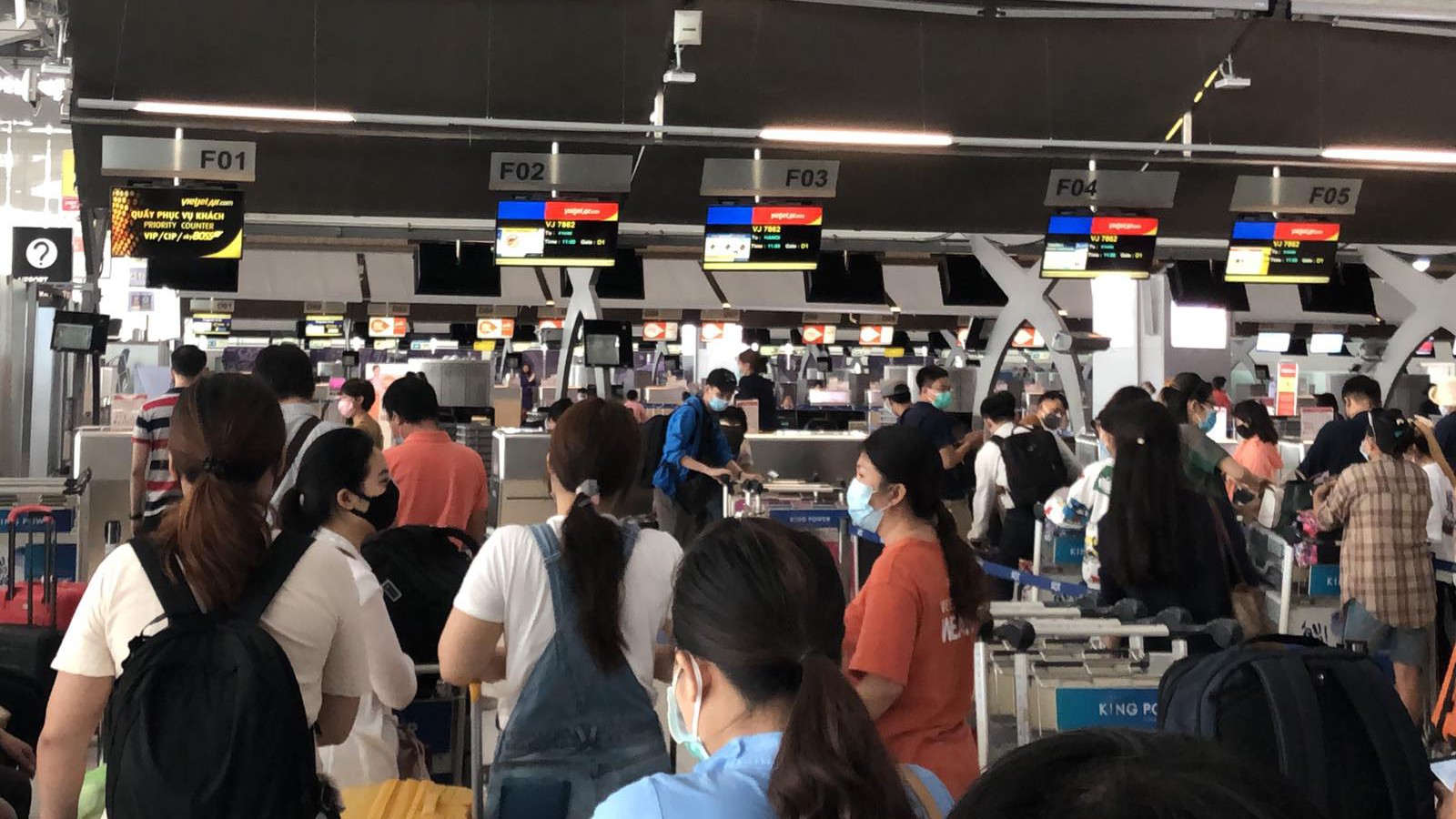 Đón hơn 230 công dân Việt Nam từ Thái Lan về nước