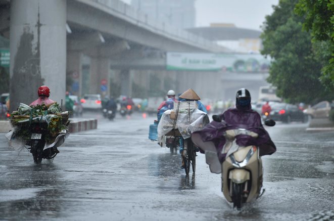 Dự báo thời tiết ngày 210 Cảnh báo mưa dông khu vực nội thành Hà Nội