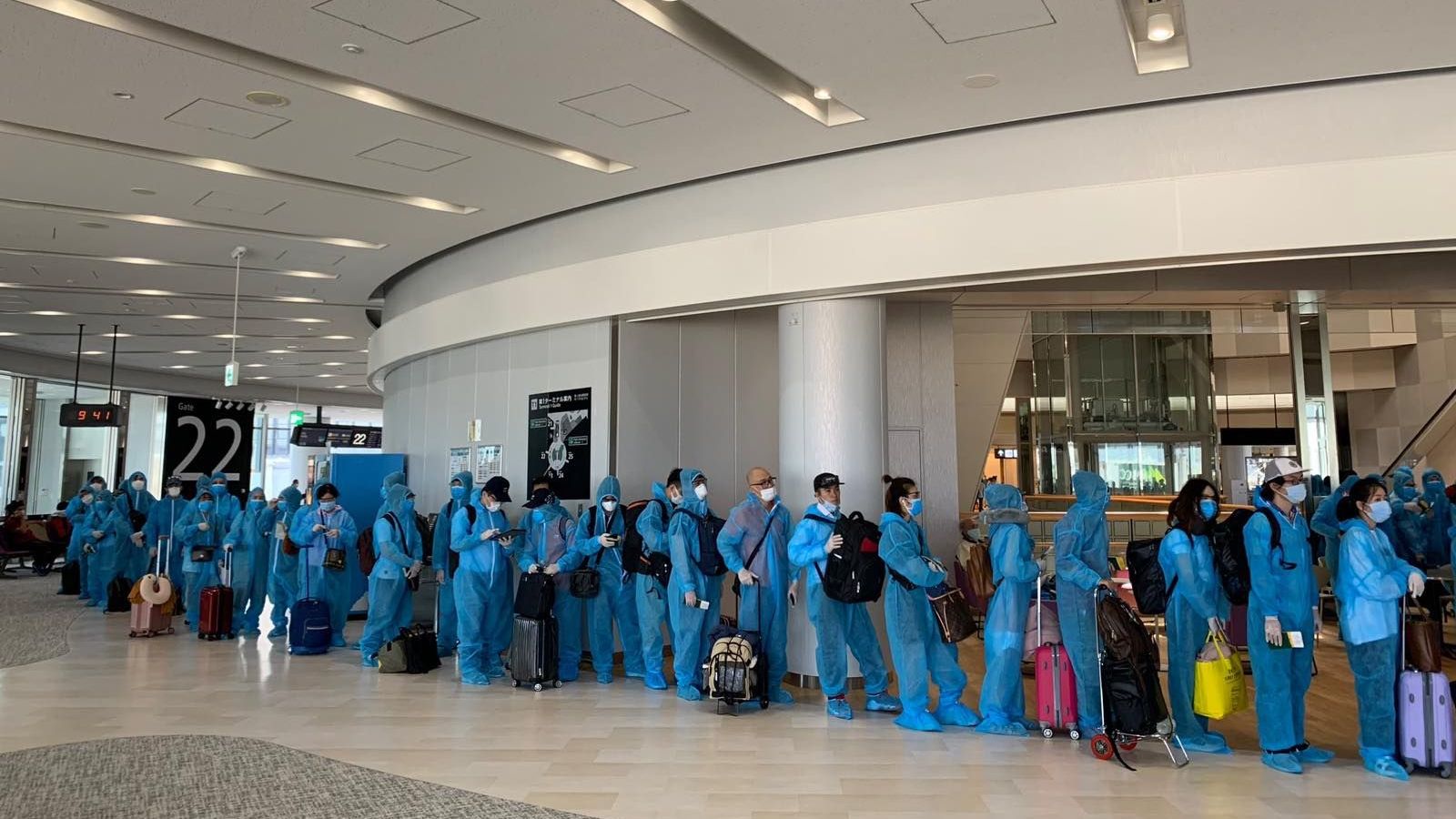 Đưa hơn 220 công dân Việt Nam từ Nhật Bản về nước an toàn