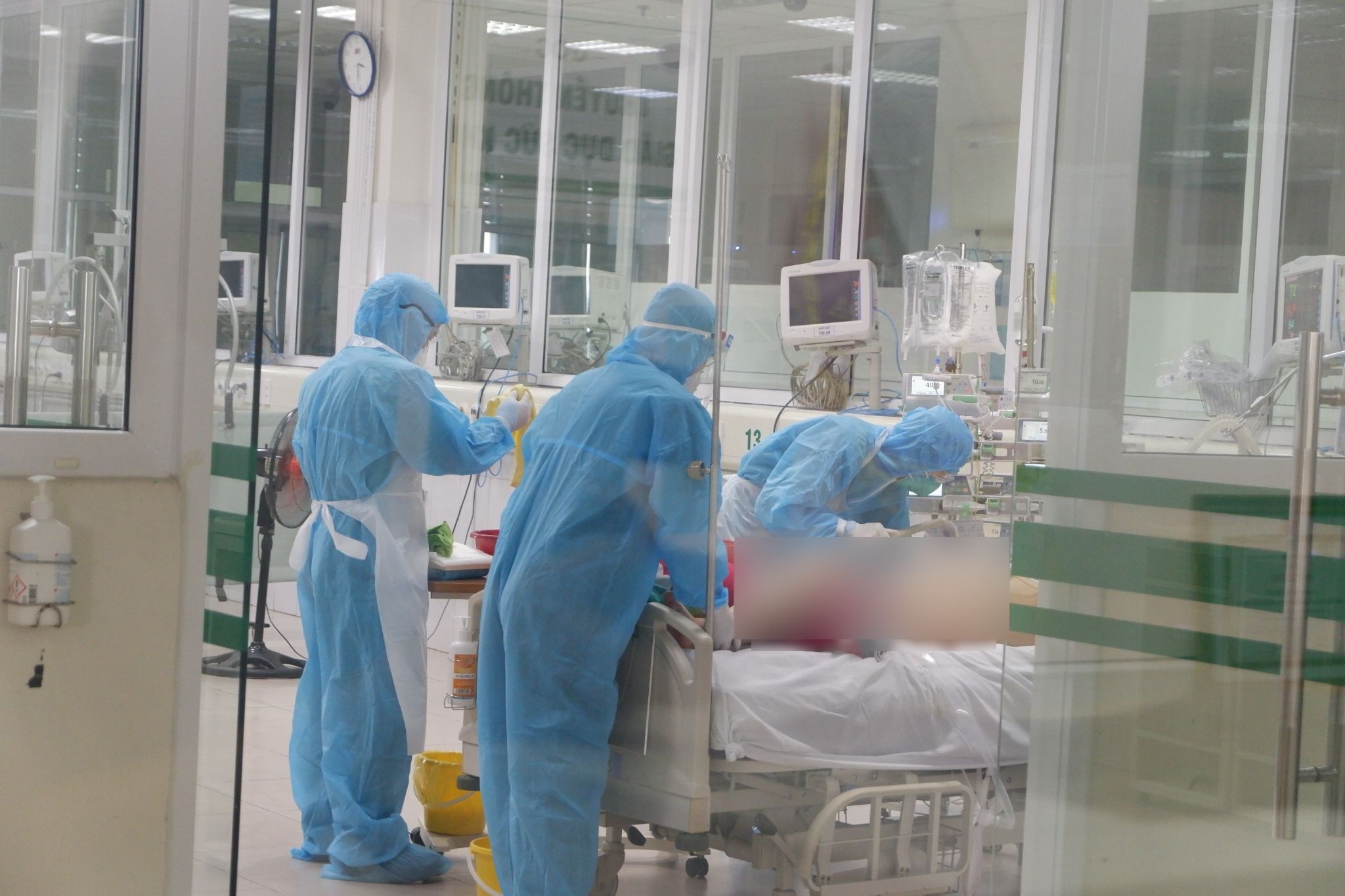 Chuyên gia của 7 tỉnh, thành không được cách ly tại TP.HCM