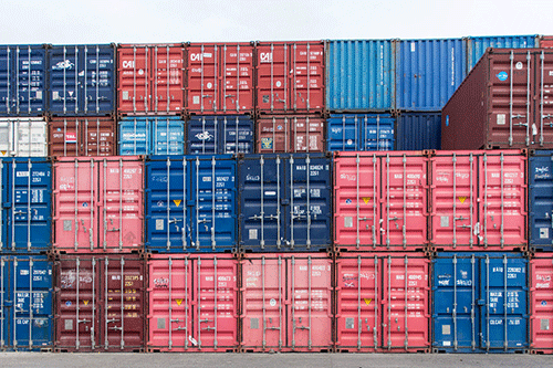 “Kẹt vốn” ở nước ngoài vì Covid-19