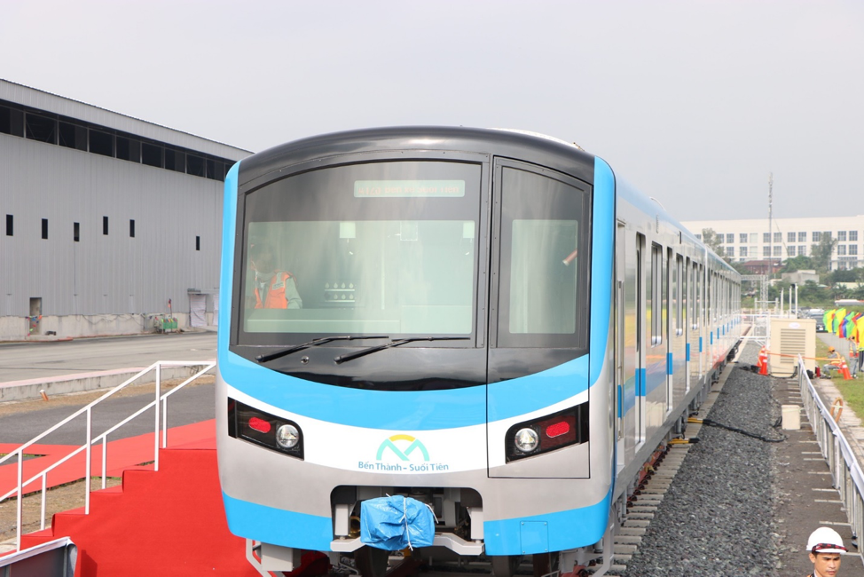 TP. HCM Đón nhận đoàn tàu Metro số 1 đầu tiên 