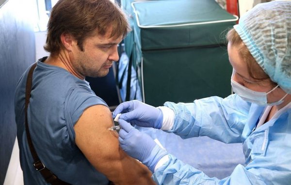 Nga dự kiến tiêm chủng vaccine COVID-19 hàng loạt vào cuối tháng 11