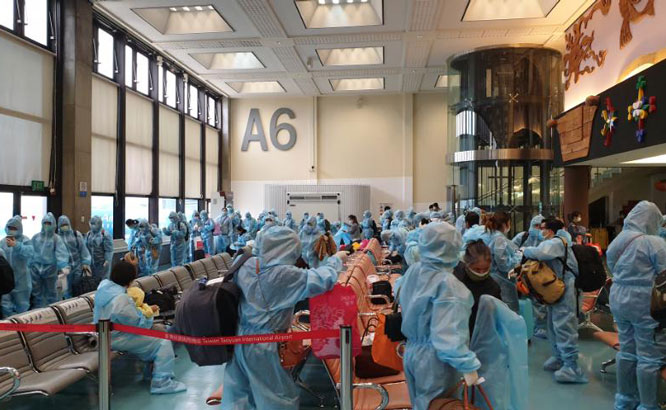 Đưa 360 công dân Việt Nam từ Đài Loan về nước an toàn