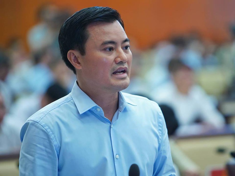 Phê bình Trưởng ban Quản lý đường sắt đô thị TP.HCM Bùi Xuân Cường 