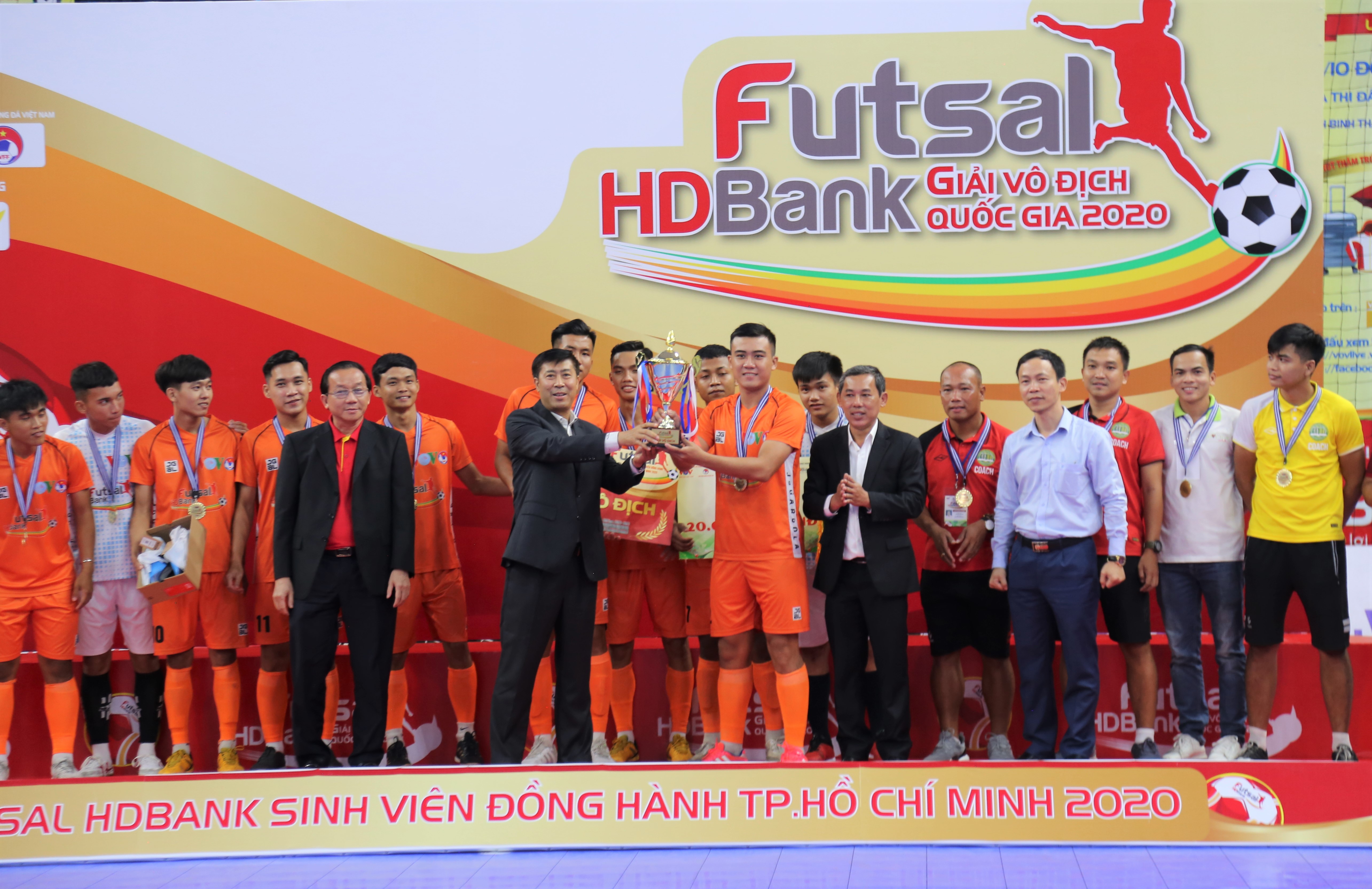 Vượt qua những trở ngại từ Covid-19, Giải Futsal HDBank Vô địch Quốc gia 2020 khép lại với nhiều dấu ấn đặc biệt