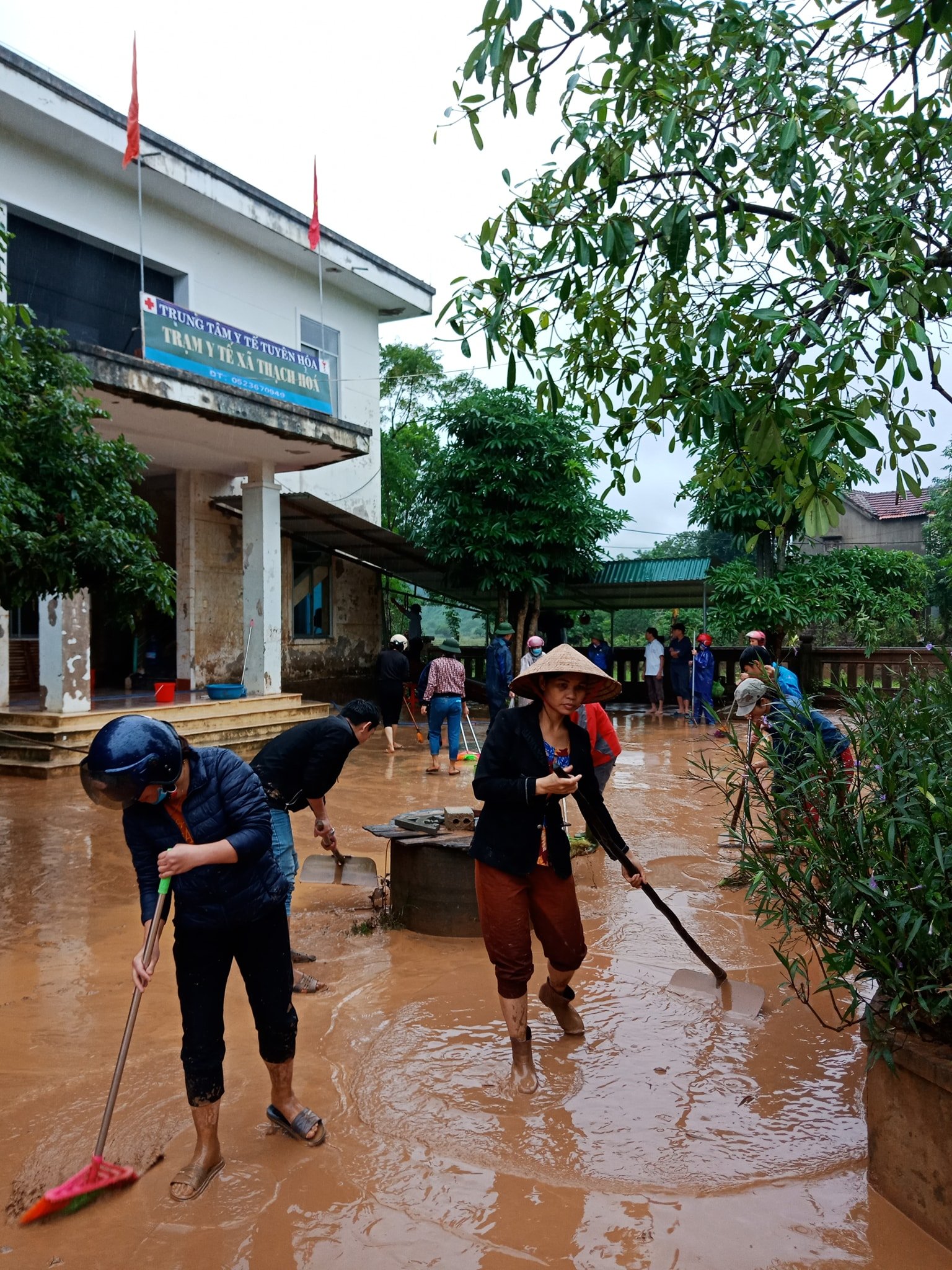 Ngành Y tế chung tay hỗ trợ khắc phục hậu quả bão lũ
