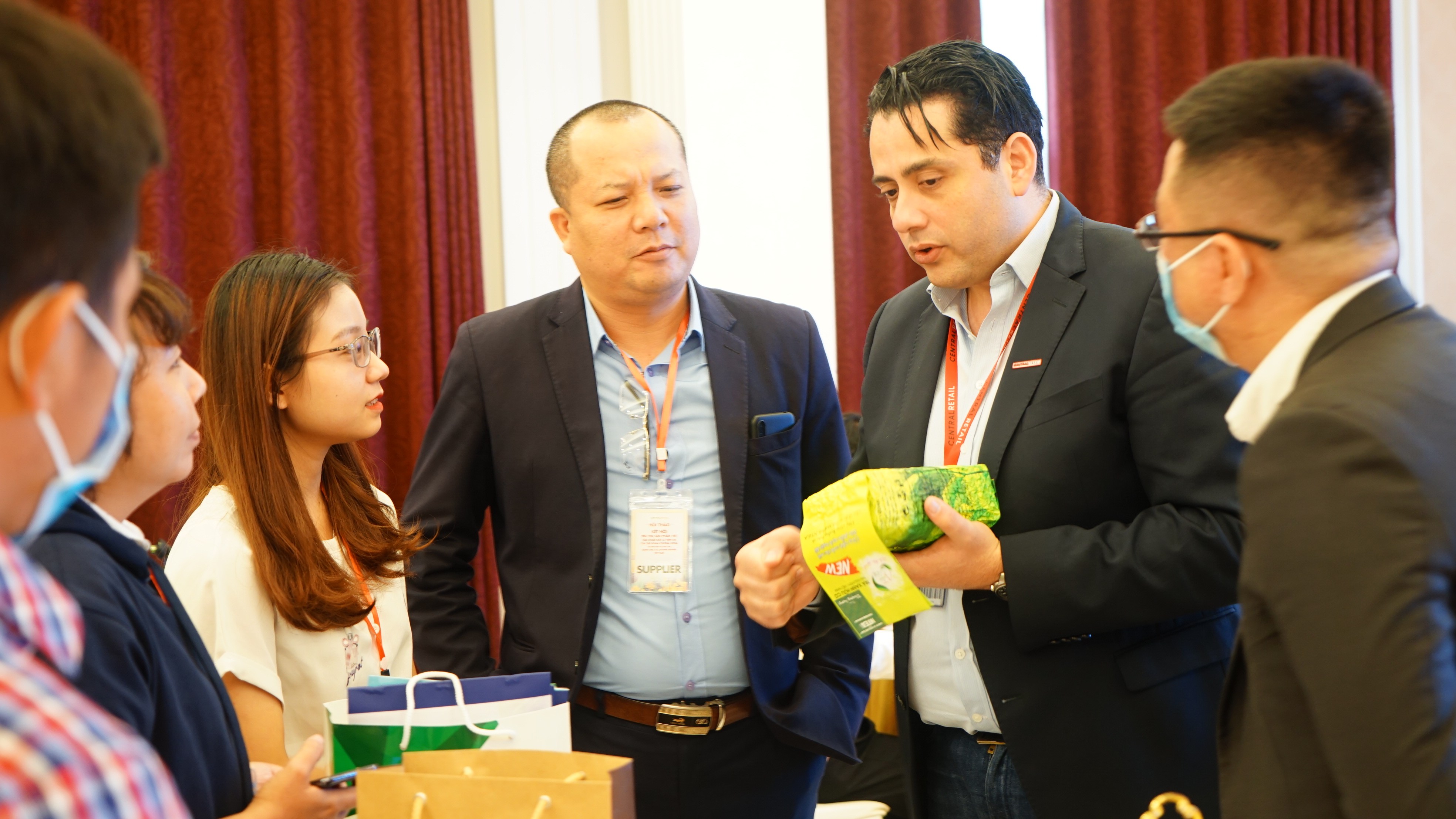 Central Retail hỗ trợ kết nối tiêu thụ sản phẩm Việt vào chuỗi bán lẻ hiện đại