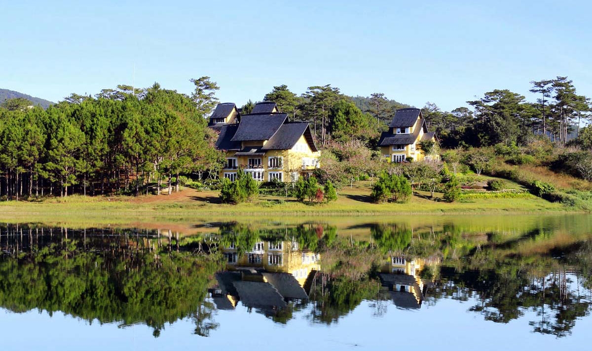 Lâm Đồng Chỉ đạo kiểm tra và kịp thời xử lý nghiêm hành vi xây dựng trái phép hàng chục căn nhà tại Đức Trọng