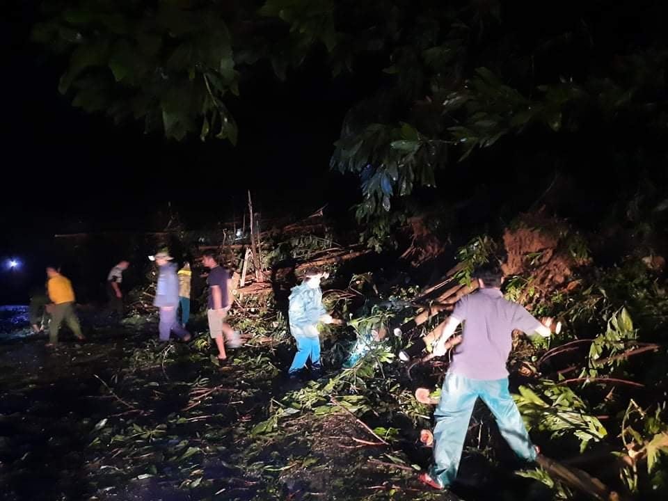 Hơn 50 người mất tích do sạt lở đất ở Quảng Nam