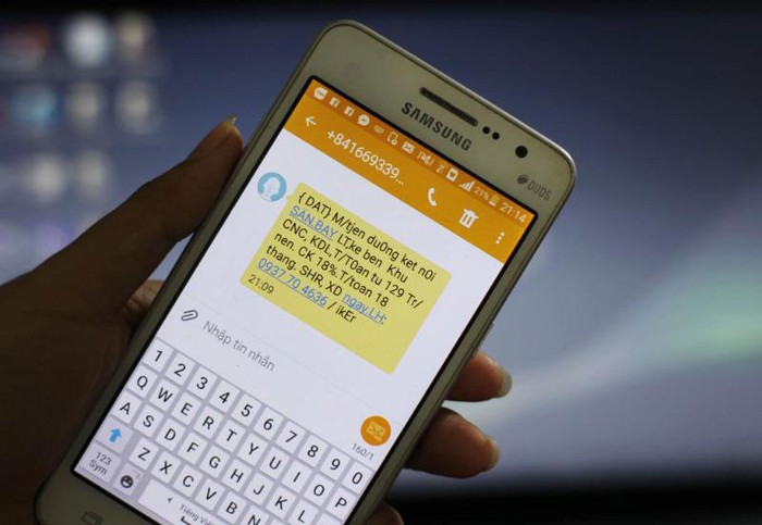 Hà Nội Xử phạt 2 trường hợp gọi điện, nhắn tin quảng cáo dịch vụ khi chưa được phép