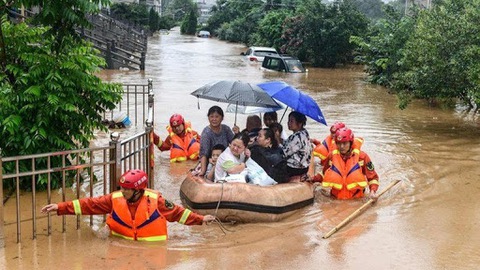 Thủ tướng Chính phủ yêu cầu tập trung chăm lo, bảo đảm cuộc sống cho người dân sau mưa lũ