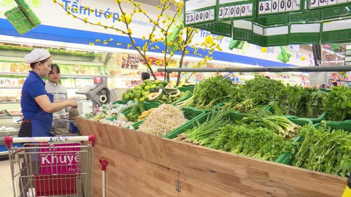 TPHCM Chỉ số giá tiêu dùng CPI tăng 2,37% so với cùng kỳ năm trước