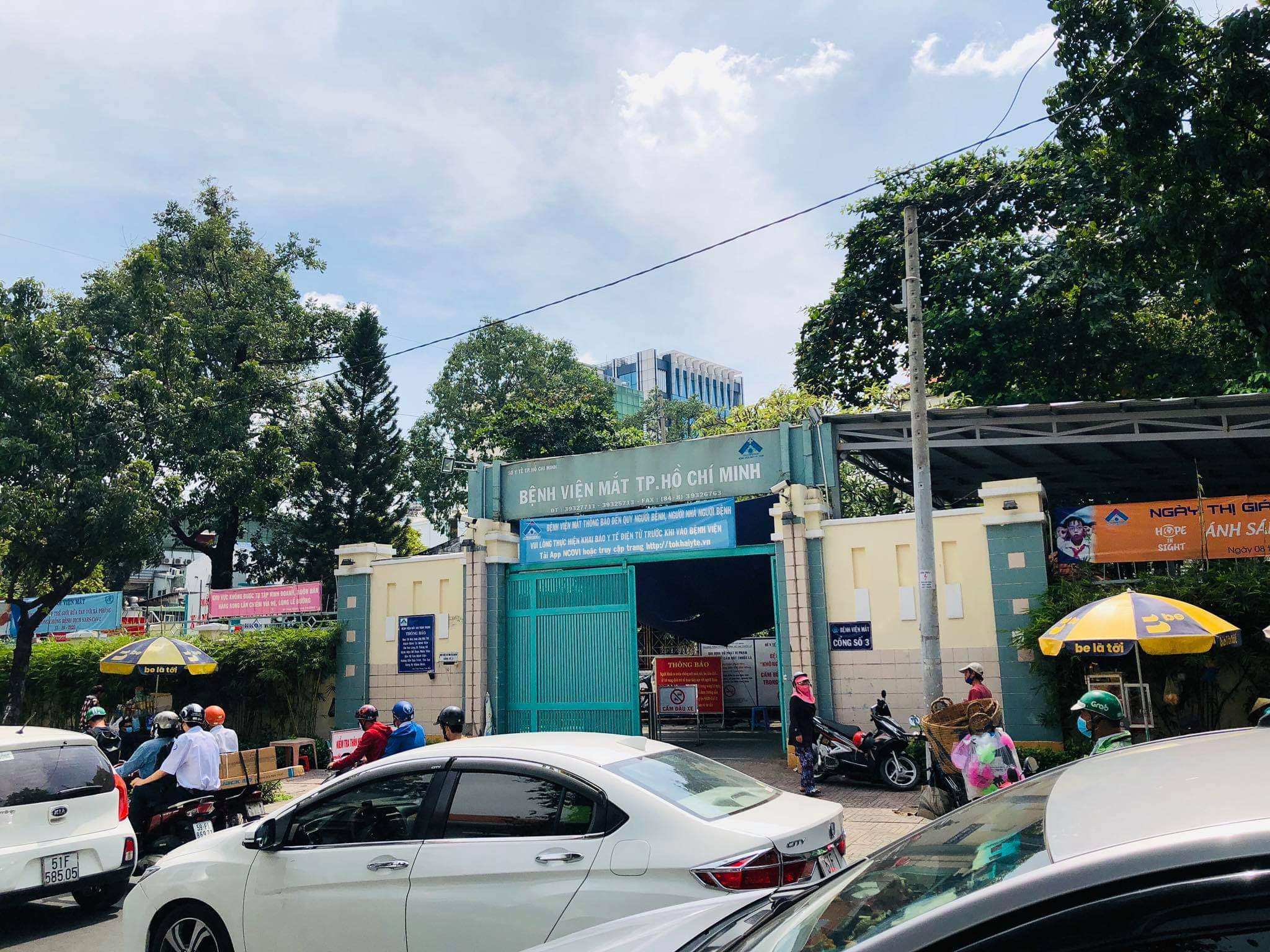 Bộ Công an khám xét Bệnh viện Mắt TP HCM