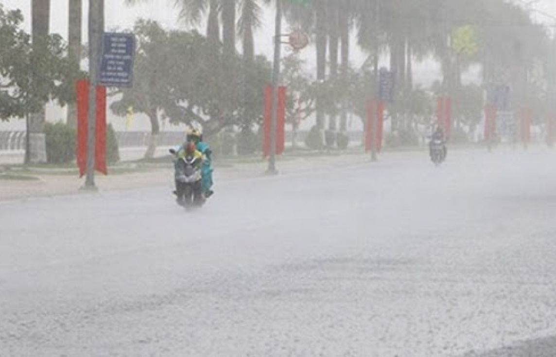 Dự báo thời tiết ngày 611 Bắc Bộ se lạnh, Trung Bộ tiếp tục mưa to