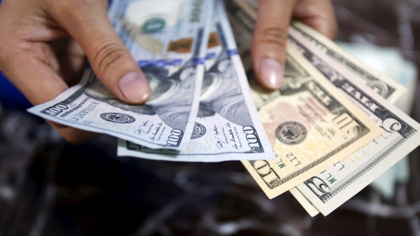 Tỷ giá ngoại tệ hôm nay 1111 Đồng USD quay đầu giảm mạnh