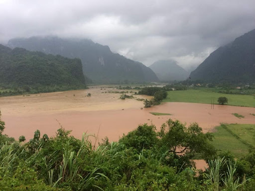 Dự báo thời tiết ngày 1211 Miền Trung tiếp tục chịu ảnh hưởng của mưa lớn do ảnh hươngr từ báo Vamco