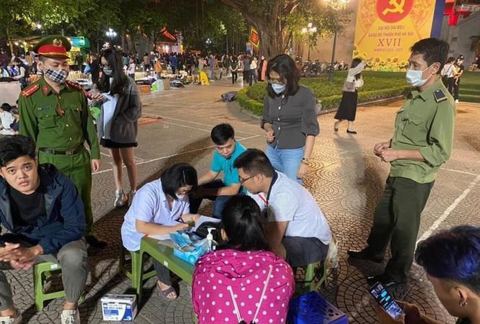 Hà Nội sẽ nêu tên địa phương, đơn vị chống dịch COVID-19 chưa tốt trên báo, đài