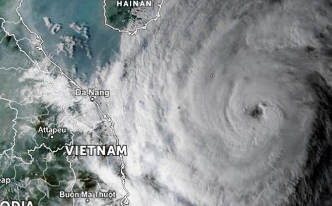 Công điện của Thủ tướng chỉ đạo tập trung ứng phó khẩn cấp bão số 13