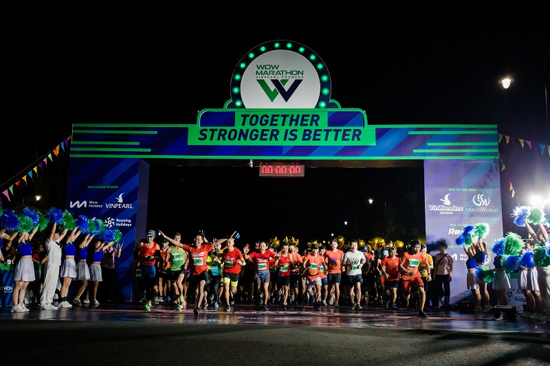 Choáng ngợp với vẻ đẹp thiên đường của đường chạy xuyên rừng, tựa biển tại Vinpearl Phú Quốc