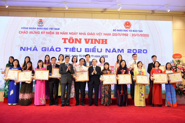 Tôn vinh 183 nhà giáo Việt Nam tiêu biểu năm 2020
