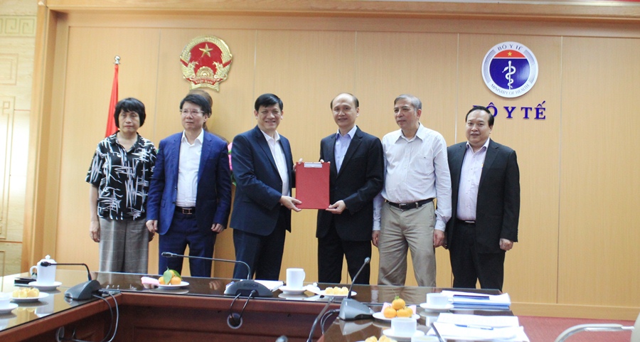 Bộ Y tế thành lập Hội đồng tư vấn, cấp phép lưu hành trang thiết bị y tế