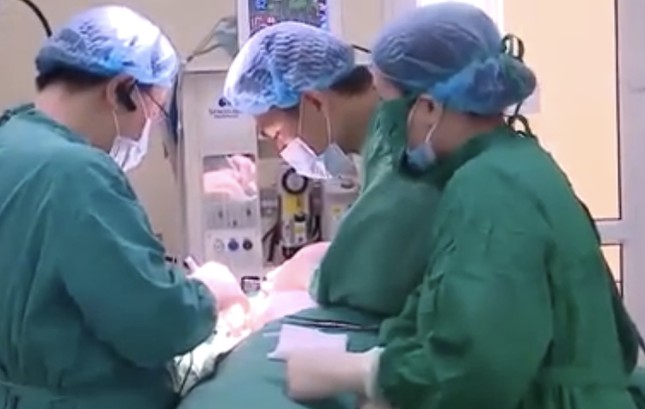 Bệnh viện K Nhiều gói thầu trang thiết bị chênh lệch hàng chục tỷ đồng - Bài 1 Máy vào bệnh viện giá lệch hơn triệu đô