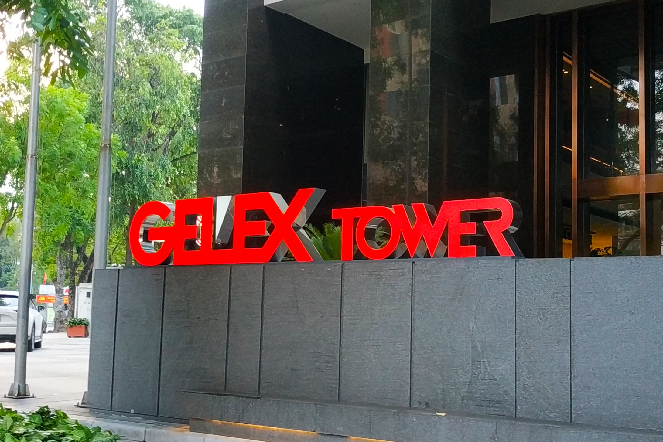 Gelex dùng cổ phiếu của Viglacera đảm bảo cho lô trái phiếu của công ty con