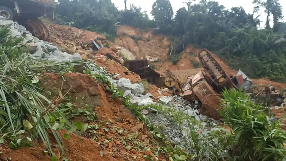 Kết thúc việc tìm kiếm các nạn nhân ở lòng sông vụ sạt lở thủy điện Rào Trăng 3