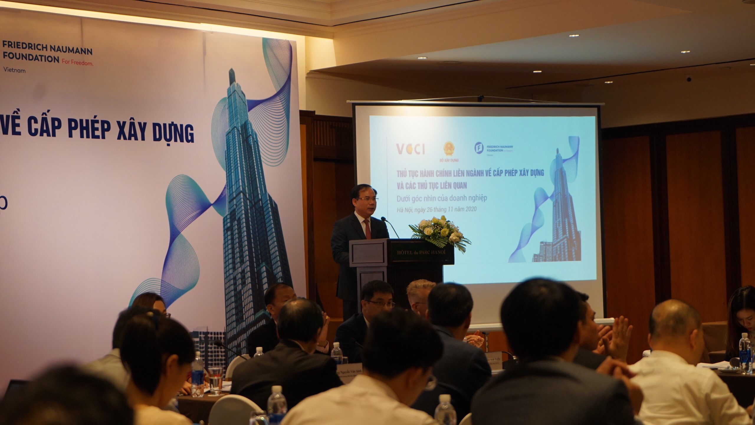 Giải pháp cải cách hơn nữa thủ tục hành chính trong lĩnh vực cấp phép xây dựng dưới góc nhìn của doanh nghiệp