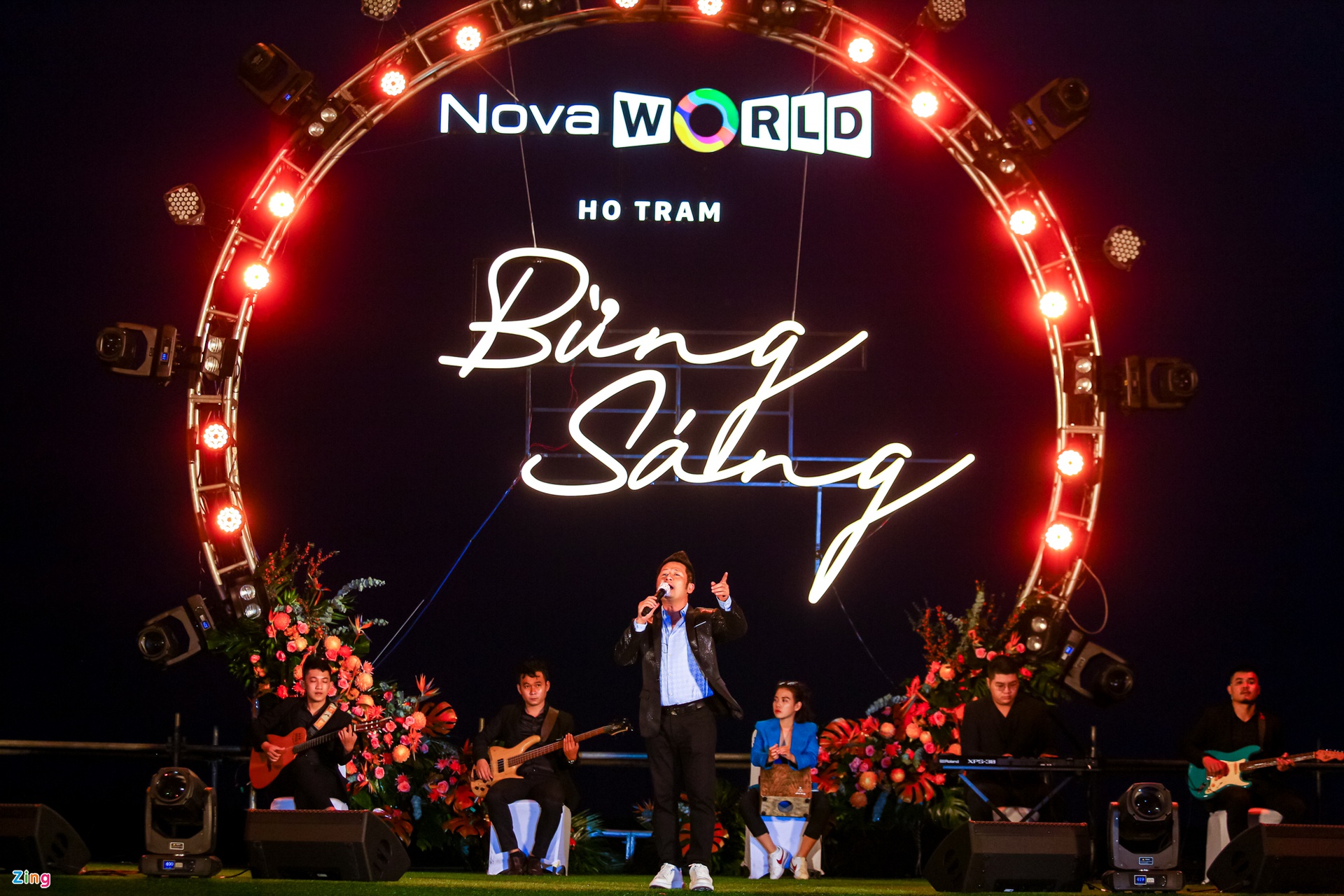 Bằng Kiều trình diễn loạt ca khúc lãng mạn bên bờ biển Hồ Tràm